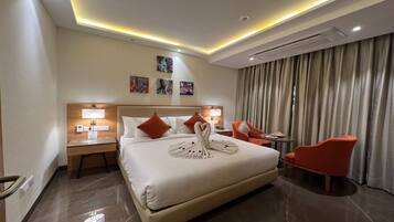 Suite | Mørklægningsgardiner, lydisolering, strygejern/strygebræt, gratis Wi-Fi