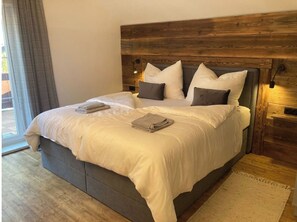 3 habitaciones, wifi gratis y ropa de cama 