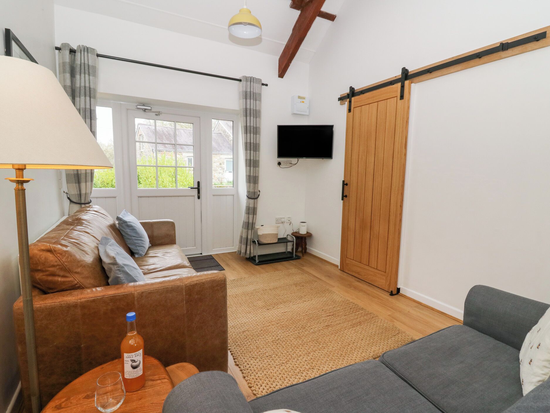 คอทเทจ | บริเวณนั่งเล่น