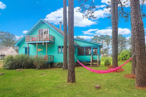 High Tide | Bright Coastal Home w/ Fireplace, 2 Screened Porches, Decks & Snippet Channel Views