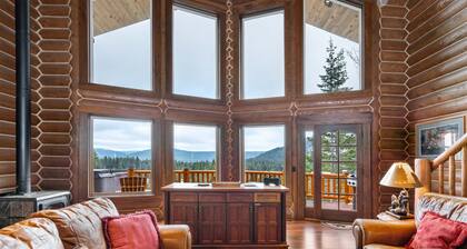 Spacious Lake Wenatchee Estate With Expansive Deck With Hot Tub, Screened Porch & Mountain Views