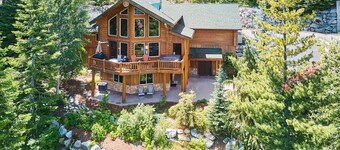 Spacious Lake Wenatchee Estate With Expansive Deck