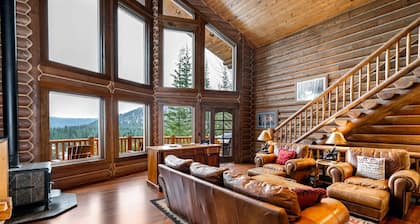 Spacious Lake Wenatchee Estate With Expansive Deck With Hot Tub, Screened Porch & Mountain Views