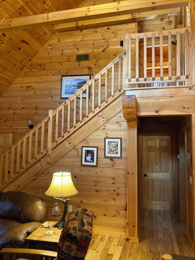 Pymatuning Lake Log Home