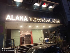 Bagian depan properti