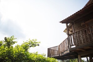 Mặt tiền nơi lưu trú