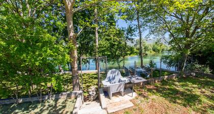 Frida Luxury Beachfront Villa