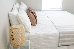 3 habitaciones, escritorio, wifi y ropa de cama