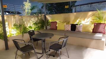 Nhà | Khu ẩm thực ngoài trời