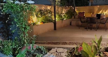 Oheneba Tema - Luxury Hot -tub Retreat With Wi-fi