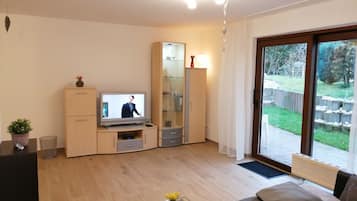 Televisión, tenis de mesa y libros