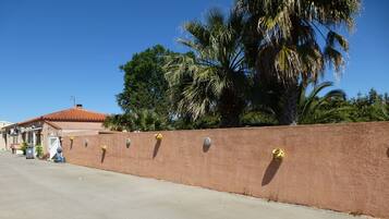 Enceinte de lâhĂ©bergement