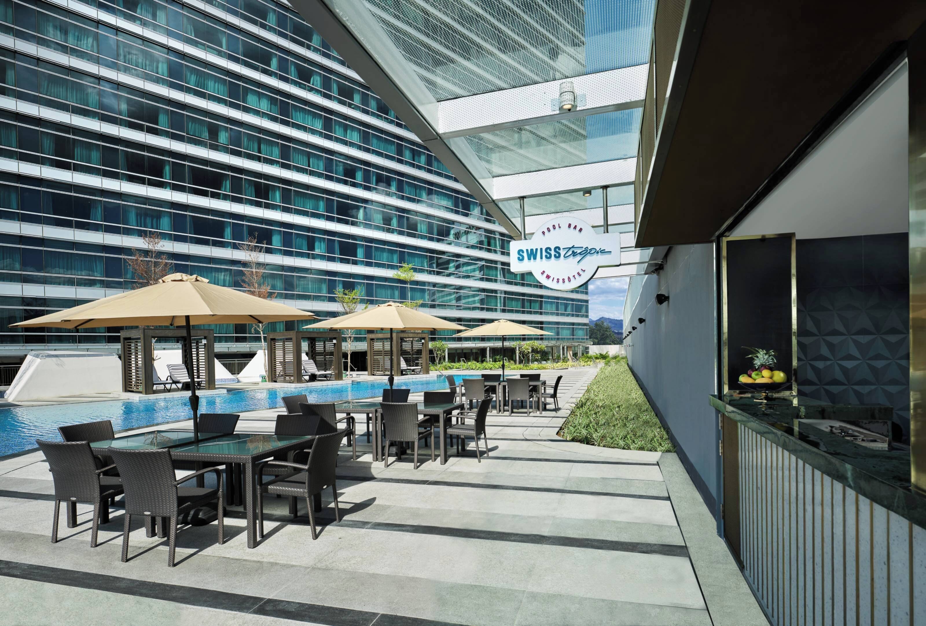 6 개의 레스토랑, 아침 식사, 점심 식사, 저녁 식사 제공(동유럽 요리)