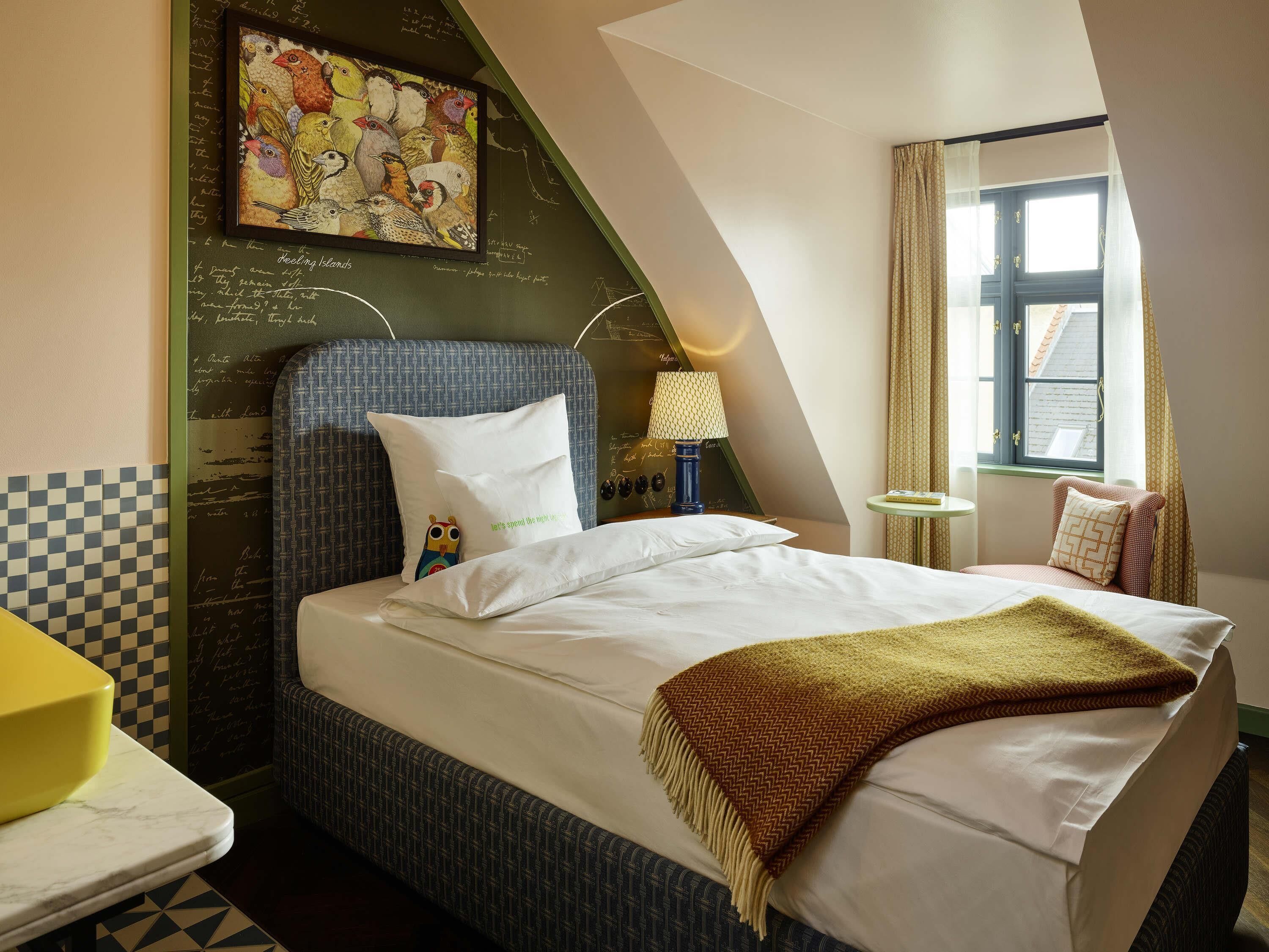 Medium Single | Ilmaiset minibaarituotteet, tallelokero huoneessa, ilmainen Wi-Fi