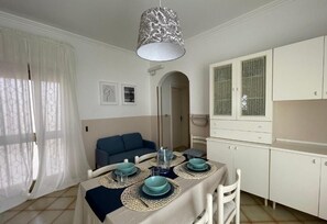 Dining - A&B Leuca Home - Delightful apartment in the heart of Leuca (Santa Maria di Leuca)