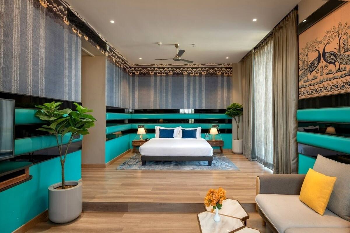 Phòng Executive | Bộ đồ giường cao cấp, minibar, két bảo mật tại phòng, bàn 