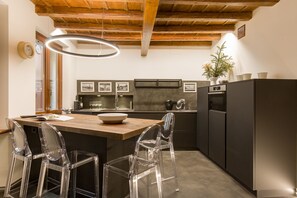Apartamento design | Área de estar | TV de tela plana 32 polegadas com canais digitais, TV