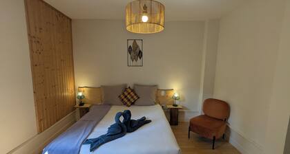 L'ETERLOU in a charming property in the heart of the Source-Bleue area