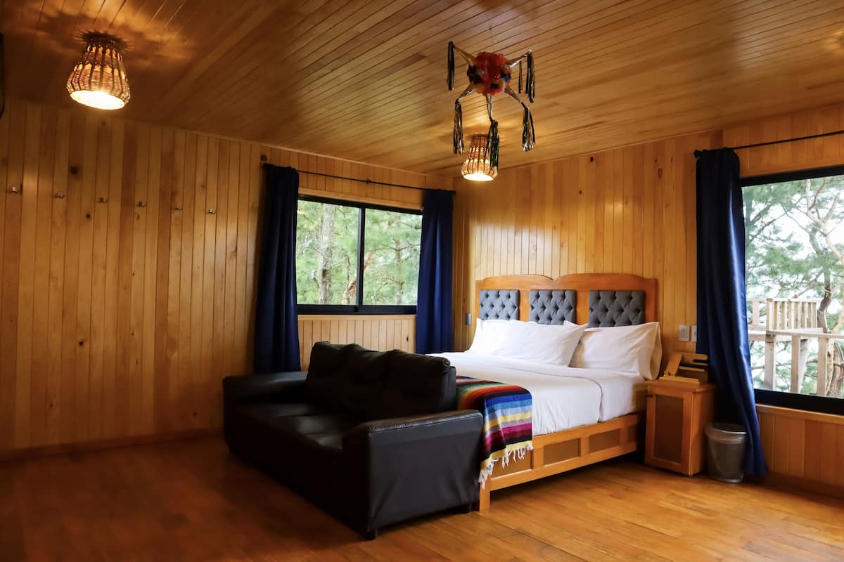 Romantic Cabin, 1 King Bed, Fireplace, Mountain View