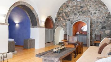 Villa | 3 bedrooms, WiFi