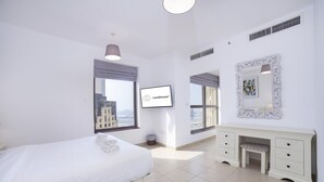 Apartment - Stunning Marina Seaview Apartment 4 BR JBR (Dubai)