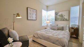 2 bedrooms, iron/ironing board, free WiFi