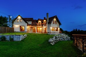 Villa | 4 bedrooms, WiFi