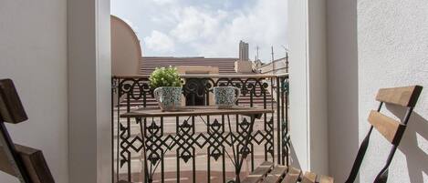 อพาร์ทเมนท์ | วิวจากห้องพัก