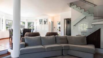 Villa | 3 bilik tidur, Wi-fi, cadar katil