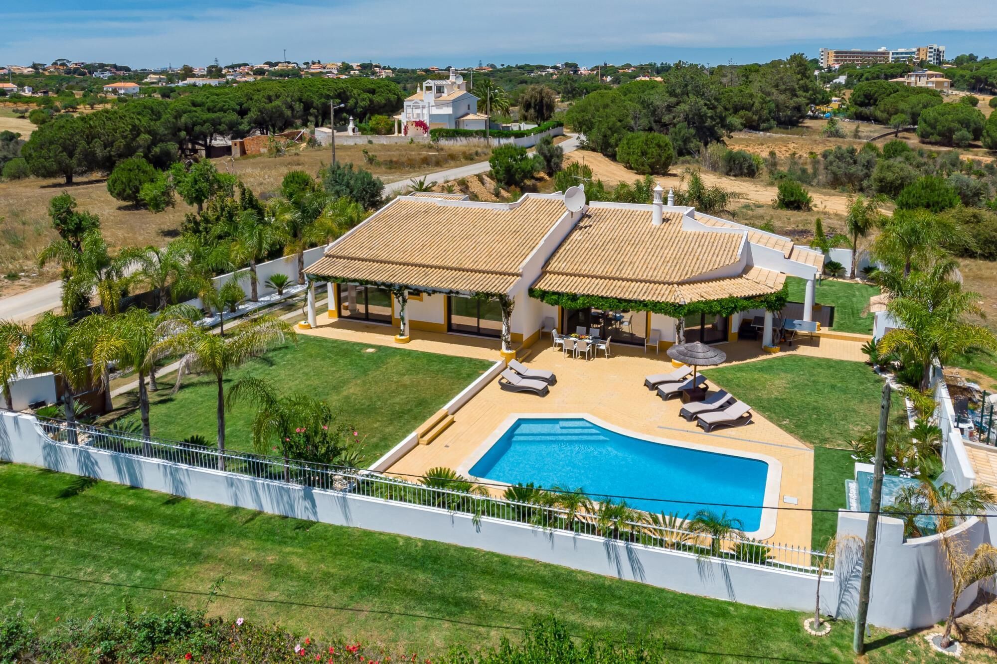 别墅 | 4 多间卧室