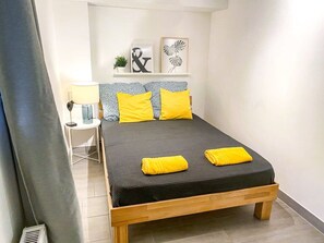 3 間睡房、熨斗/熨衫板、床單