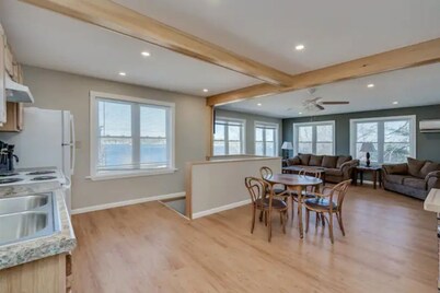 Riverview Townhouse IV in Downtown Alexandria Bay
