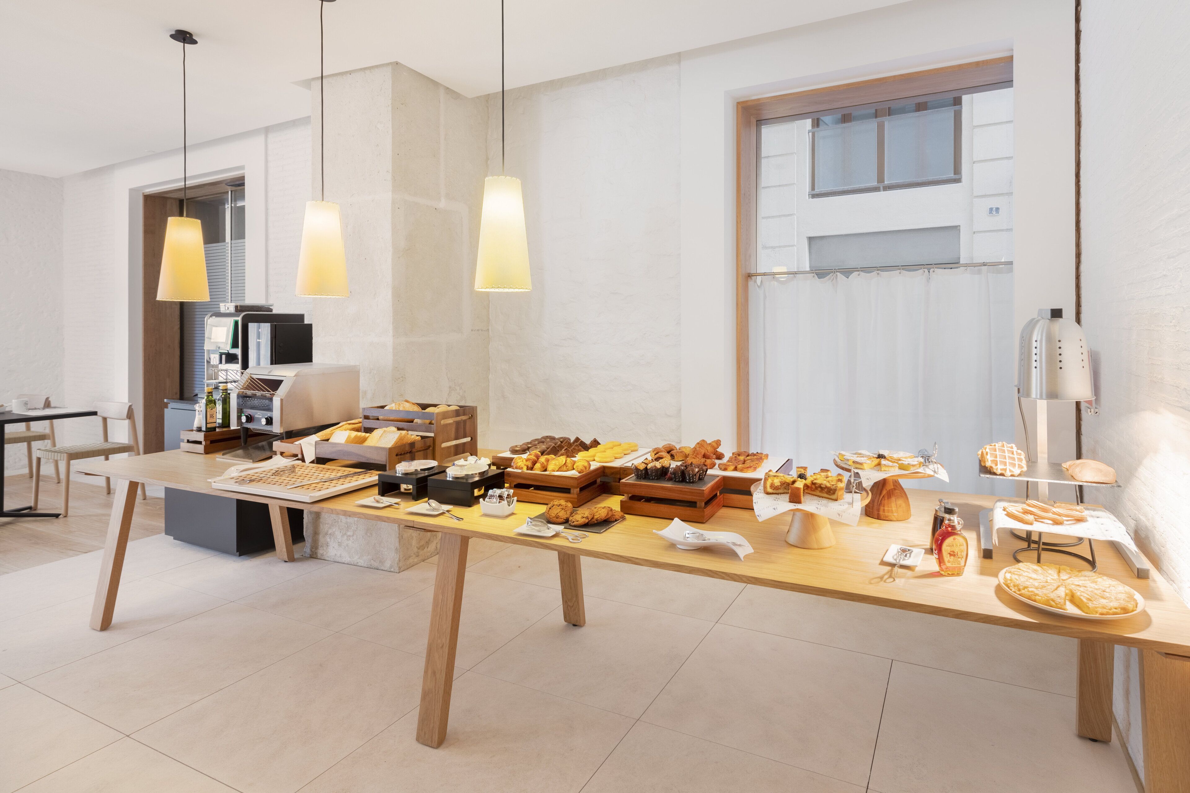 Daily buffet breakfast (EUR 20 per person)