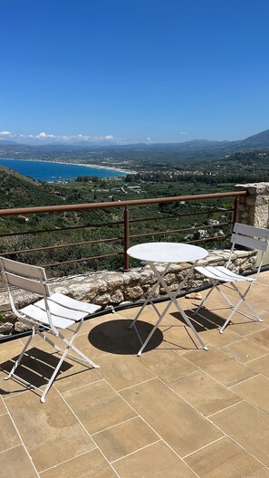Terassi/patio