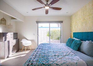 4 camere, una scrivania, ferro/asse da stiro, Wi-Fi