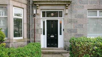 Apartment | Exterior