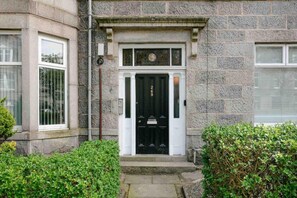 Apartment | Exterior