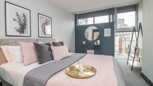 Unclassified image, 3 of 19, button - K Suites - Temple Street (Birmingham)