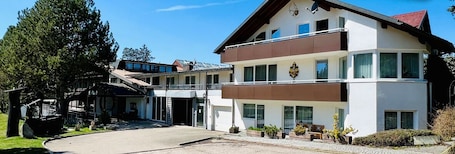 Fachada de la propiedad. Tanneneck