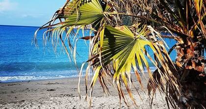 Perséphone vacation home in Riace marina RC Calabria 350 m from the beach.