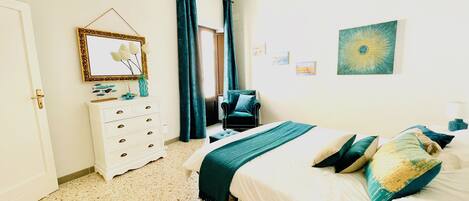 2 habitaciones, tabla de planchar con plancha y wifi gratis