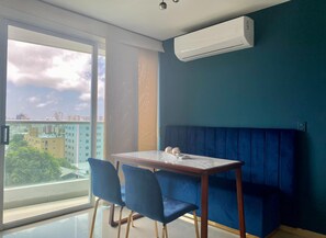 베이직 아파트 | 다이닝룸