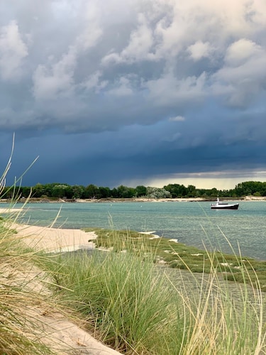 Le Giré cottage with private spa 10 minutes from the sea and enclosed grounds of 200 m2