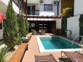 Outdoor pool, sun loungers