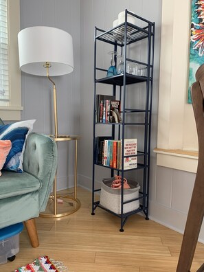 Interior - The Sea Salt Studio at Del Ray Beach Club - Steps to the Beach! (Dennis Port)