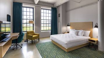 Kamer, 1 kingsize bed, uitzicht op rivier | Hypoallergeen beddengoed, pillowtop-bedden, individueel gedecoreerd