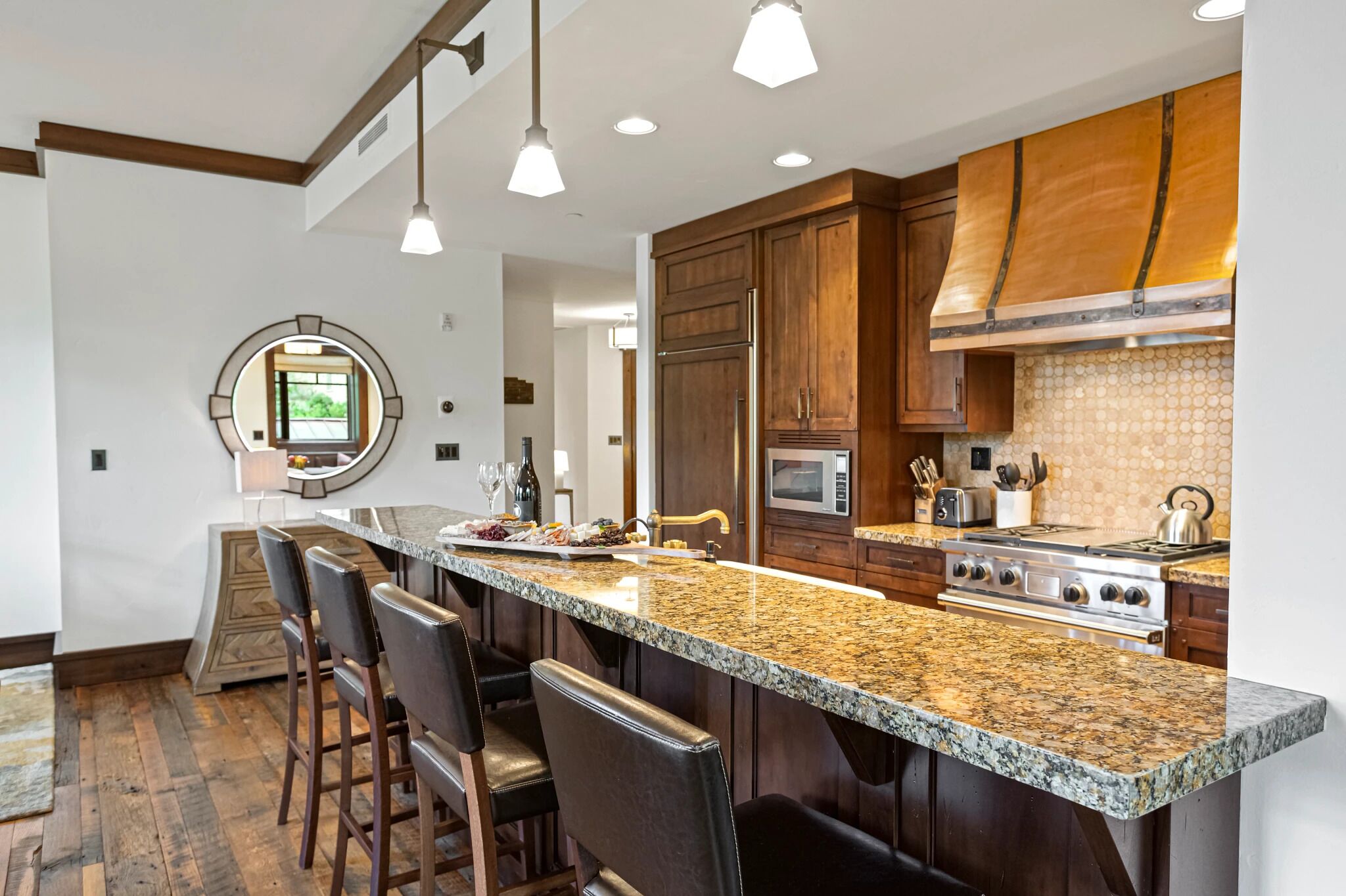 Refrigerador, microondas, horno y lavavajillas 