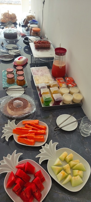 Dagelijks ontbijtbuffet inbegrepen