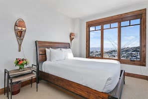 3 habitaciones, tabla de planchar con plancha, cuna de viaje y wifi