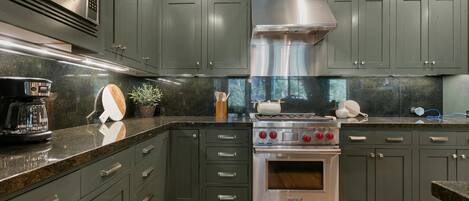 Fridge, microwave, oven, dishwasher